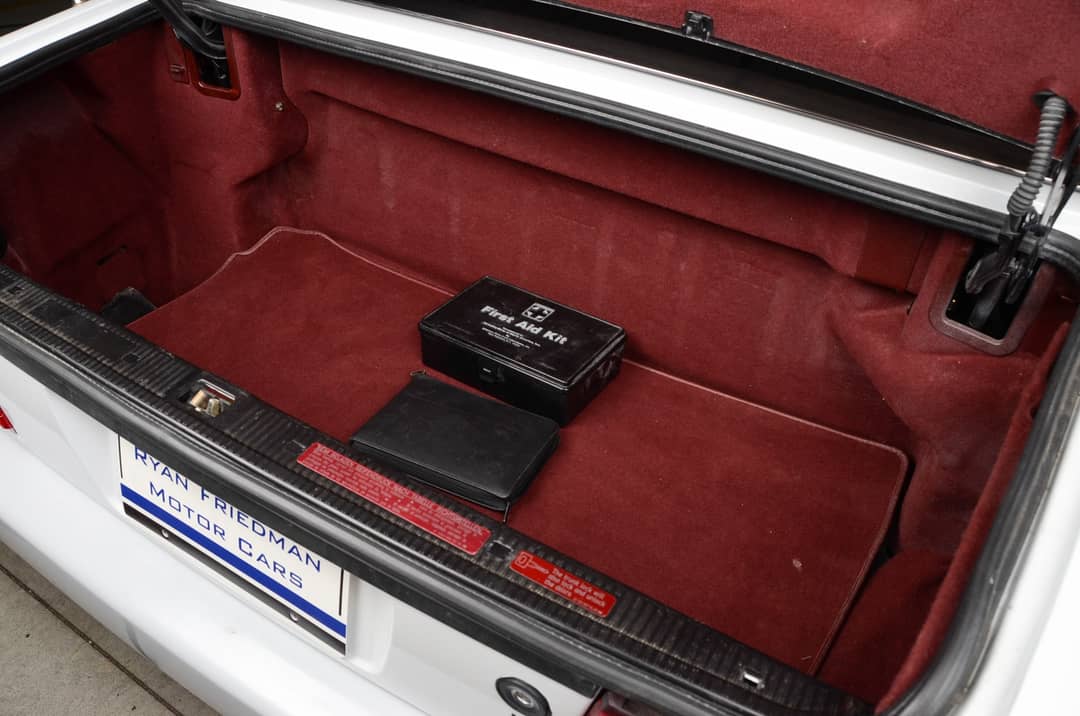 1990 Mercedes-Benz 300-Class 300 SL — photo 13