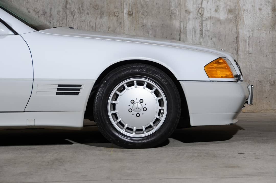 1990 Mercedes-Benz 300-Class 300 SL — photo 40