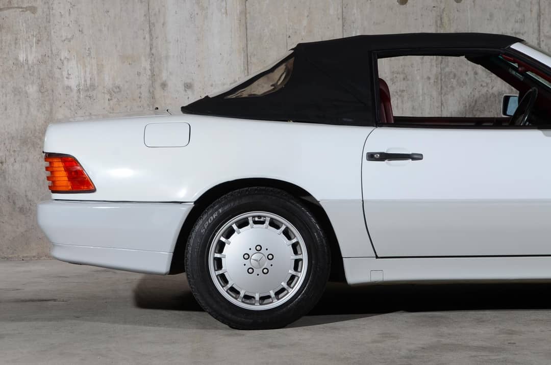1990 Mercedes-Benz 300-Class 300 SL — photo 42