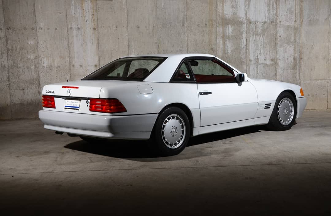 1990 Mercedes-Benz 300-Class 300 SL — photo 10