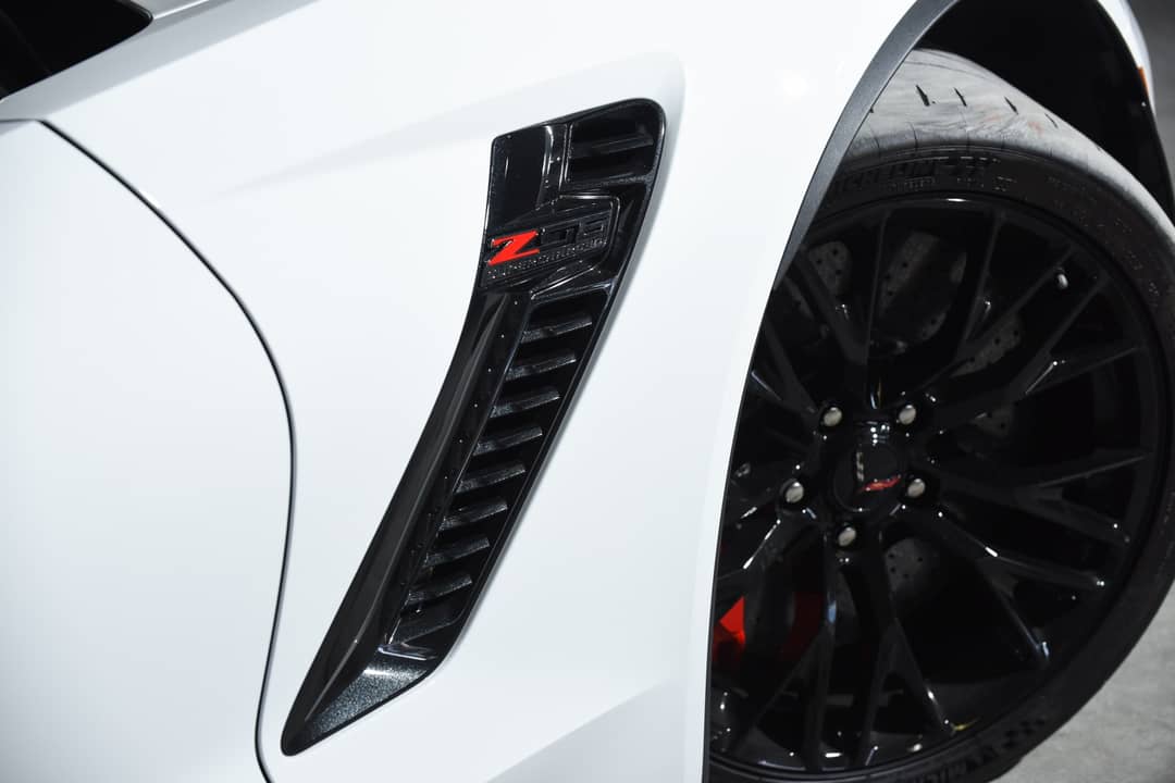 2016 Chevrolet Corvette Z06 — photo 23