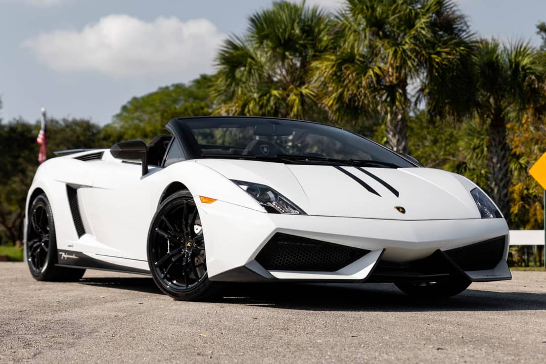 2011 Lamborghini Gallardo LP 570-4 Spyder Performante — photo 12