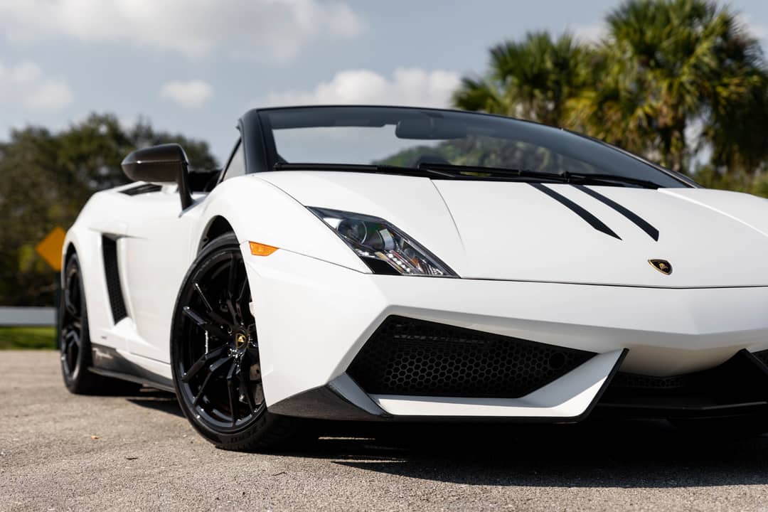 2011 Lamborghini Gallardo LP 570-4 Spyder Performante — photo 13