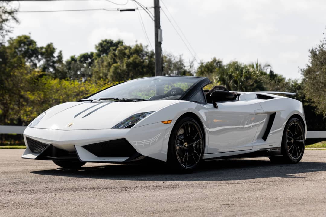 2011 Lamborghini Gallardo LP 570-4 Spyder Performante — photo 6