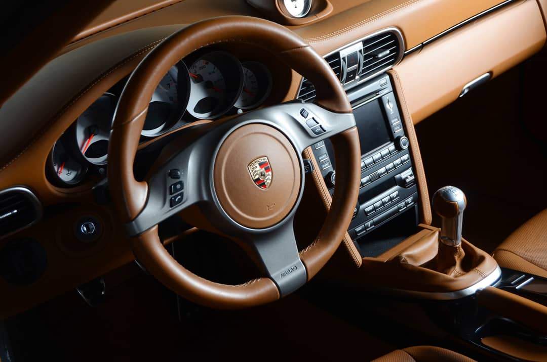 2010 Porsche 911 Turbo — photo 18
