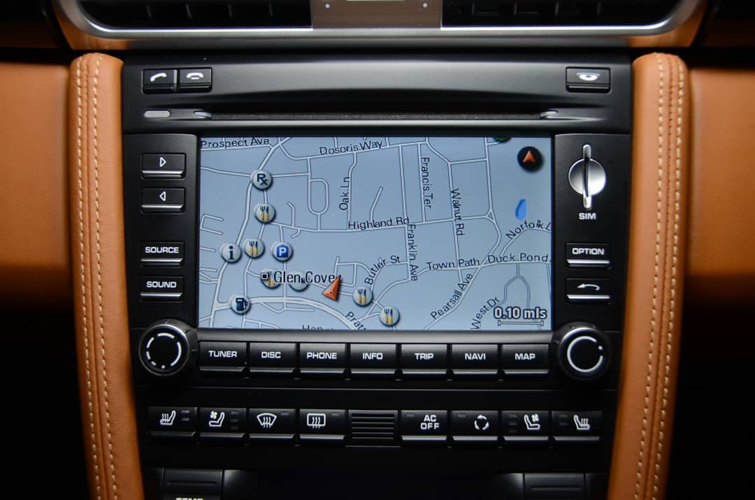 2010 Porsche 911 Turbo — photo 24