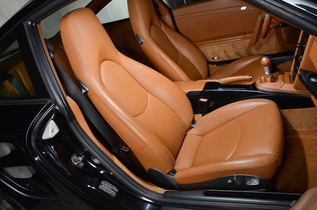 2010 Porsche 911 Turbo — photo 32