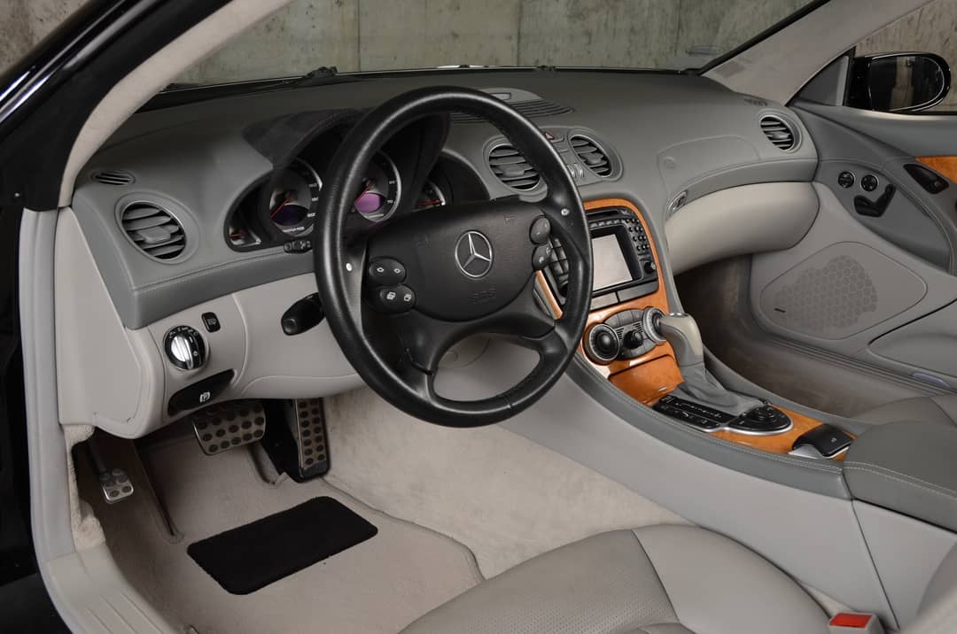 2004 Mercedes-Benz SL-Class SL 55 AMG — photo 22