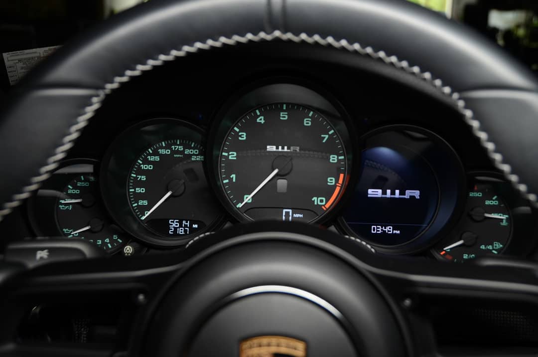 2016 Porsche 911 R — photo 12
