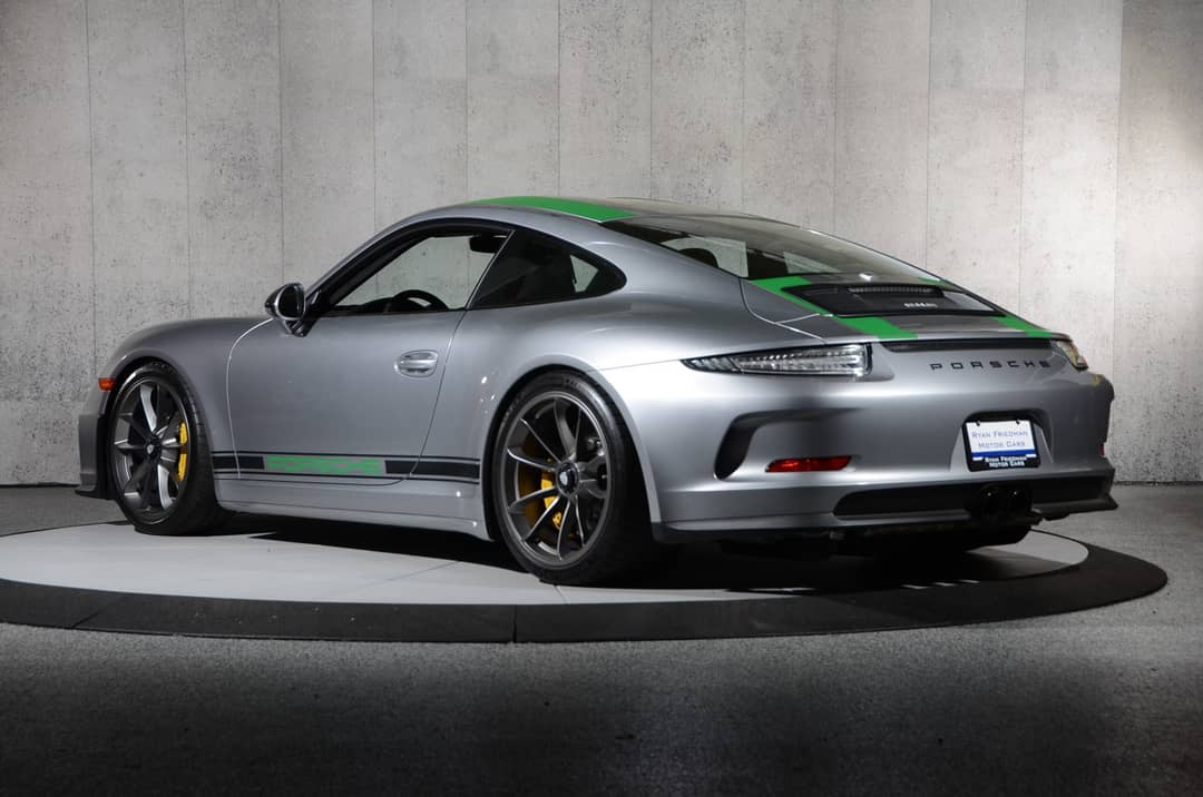 2016 Porsche 911 R — photo 3