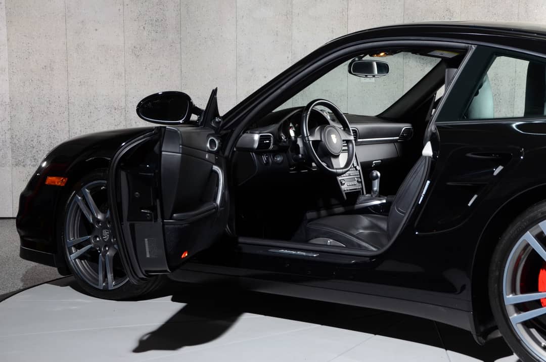 2011 Porsche 911 Turbo — photo 3
