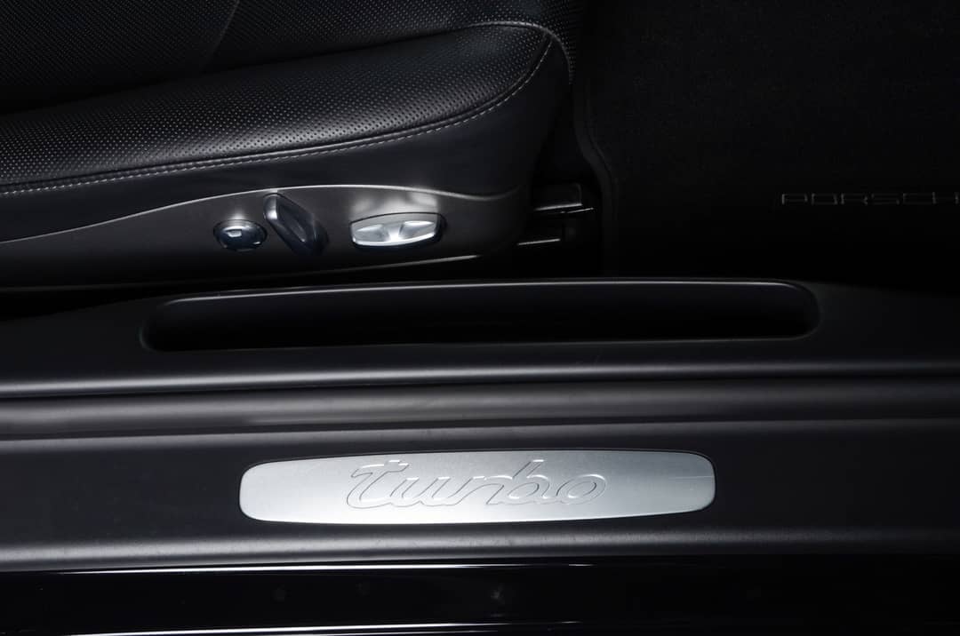 2011 Porsche 911 Turbo — photo 27