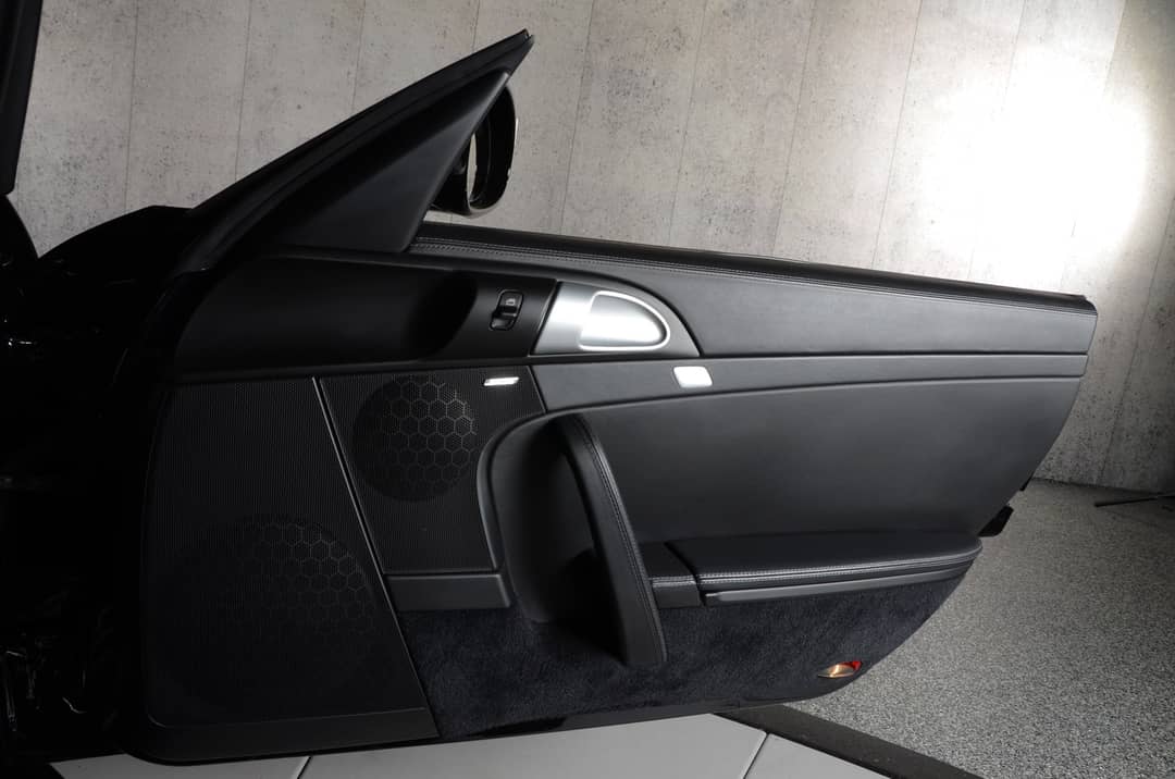 2011 Porsche 911 Turbo — photo 28