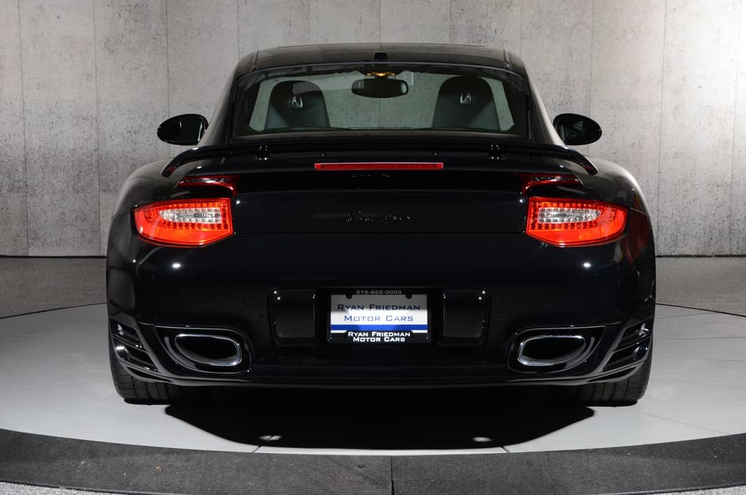 2011 Porsche 911 Turbo — photo 7