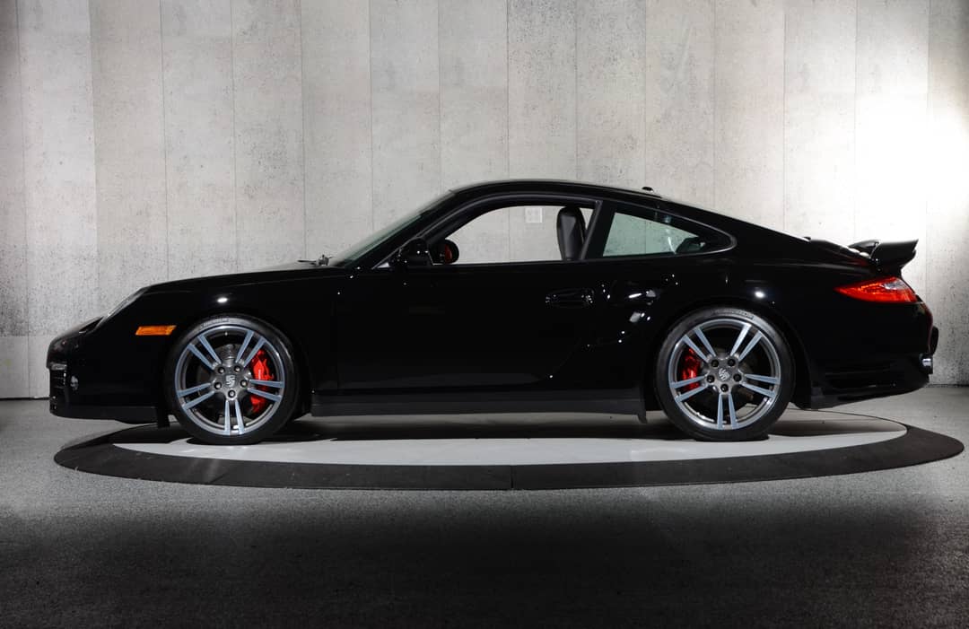 2011 Porsche 911 Turbo — photo 10