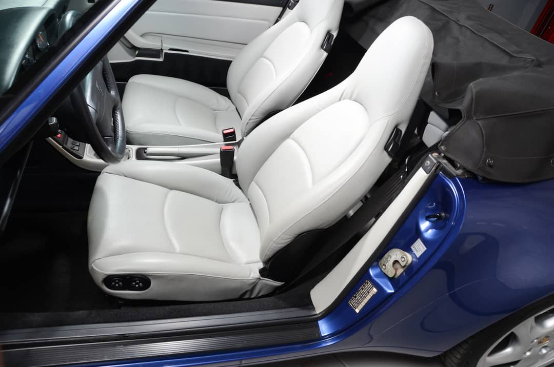 1995 Porsche 911 Carrera — photo 30