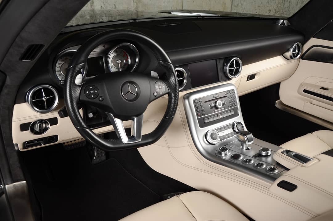 2012 Mercedes-Benz SLS AMG — photo 36