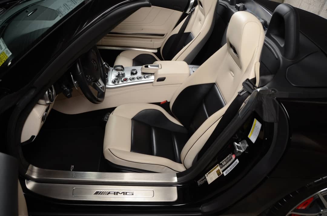 2012 Mercedes-Benz SLS AMG — photo 38