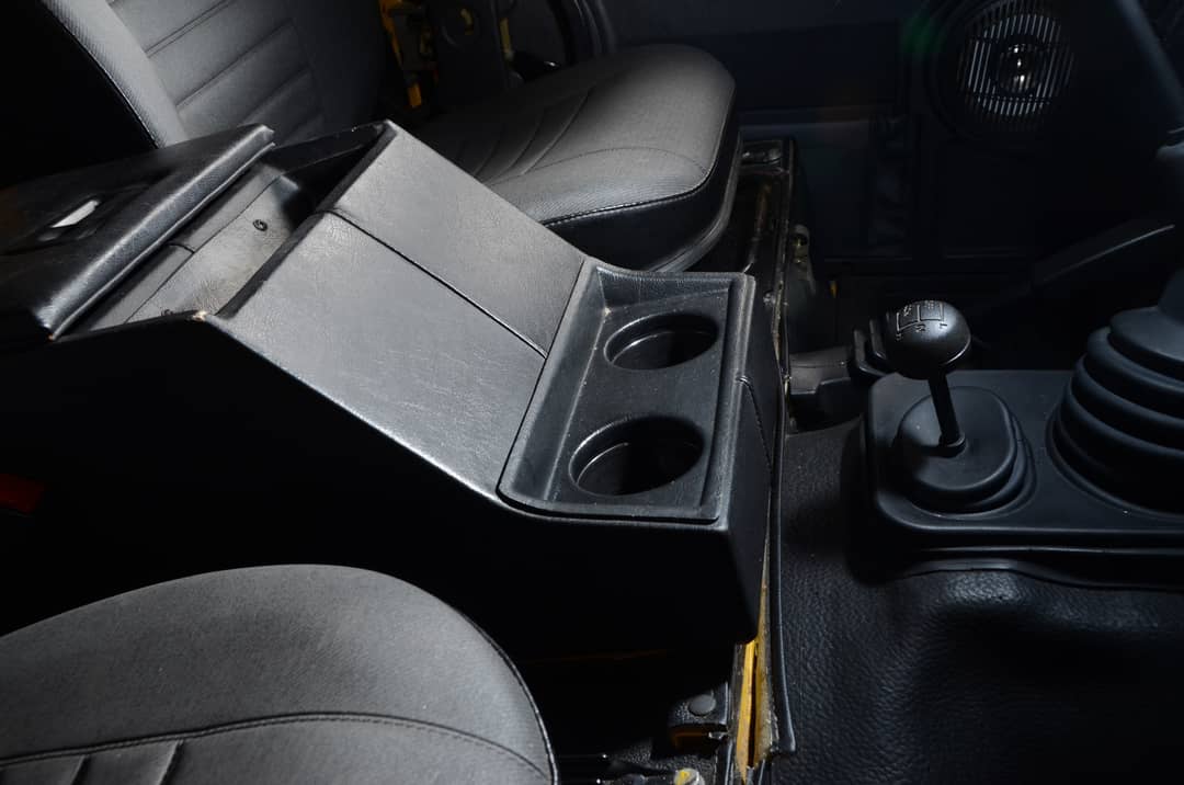 1995 Land Rover Defender 90 — photo 35