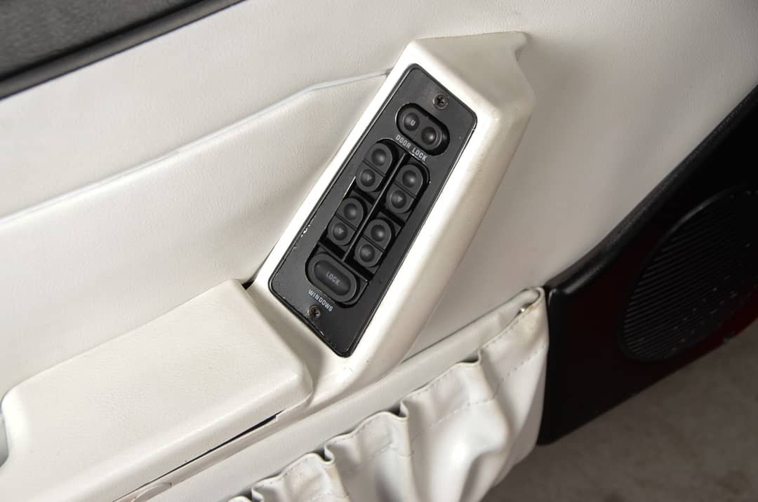 1992 Ford Mustang LX 5.0 — photo 15