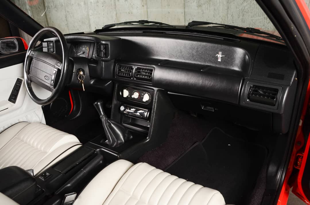 1992 Ford Mustang LX 5.0 — photo 25