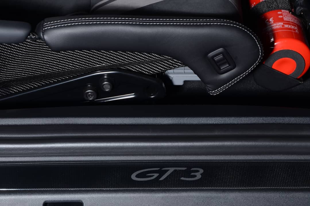 2018 Porsche 911 GT3 — photo 30
