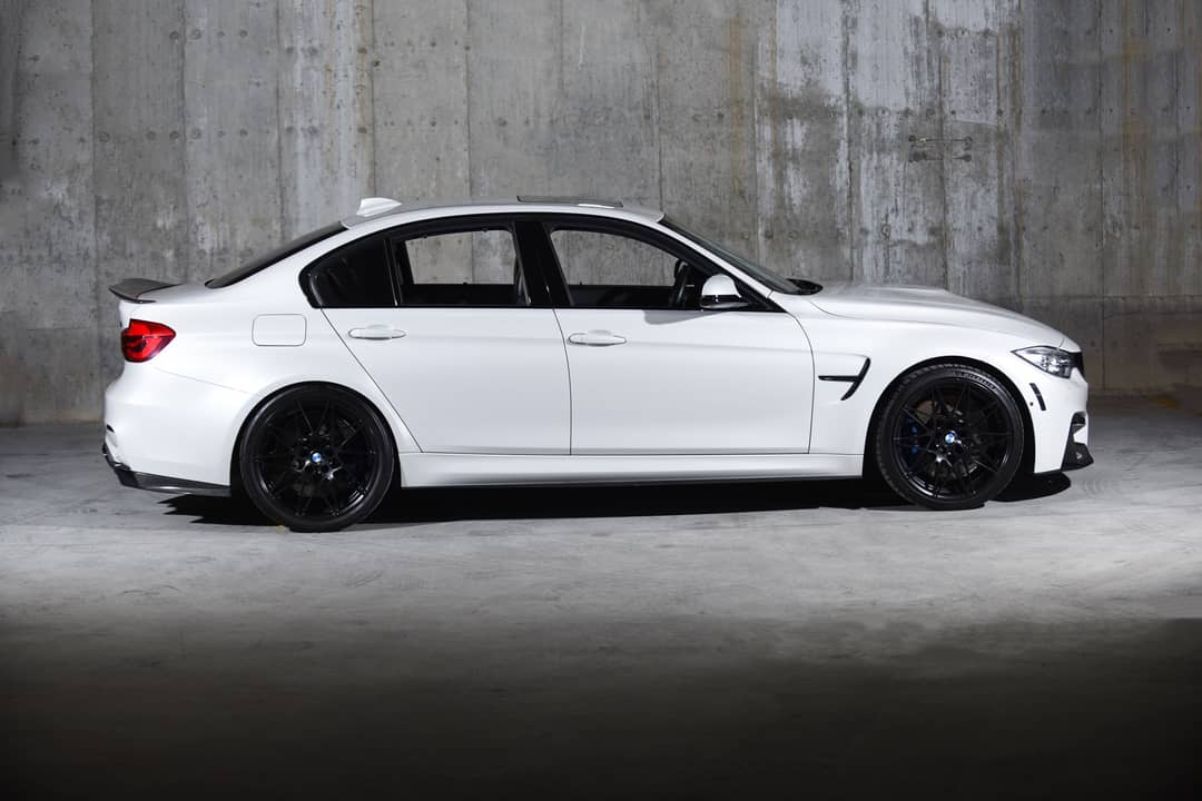 2017 BMW M3 — photo 17
