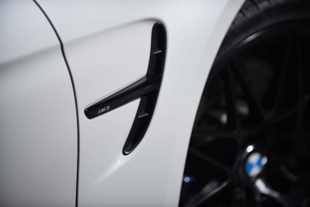 2017 BMW M3 — photo 18