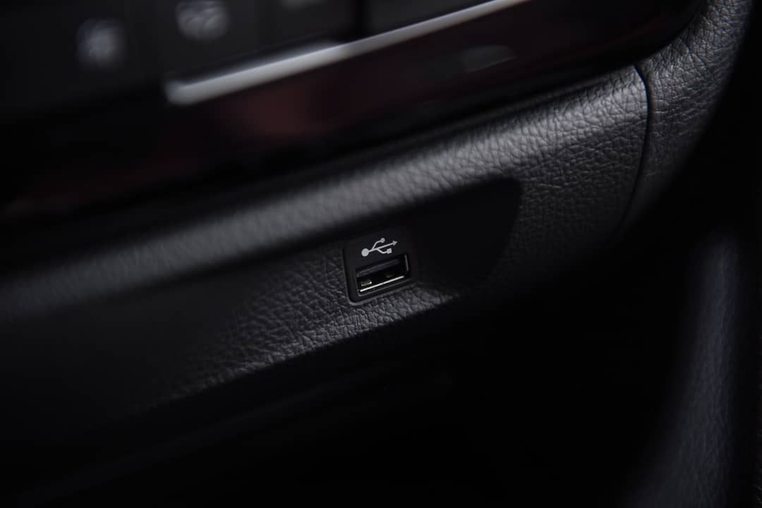 2017 BMW M3 — photo 33