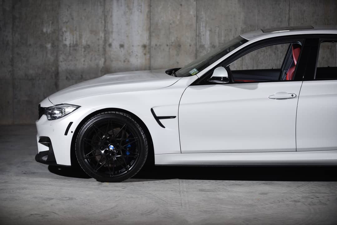 2017 BMW M3 — photo 10