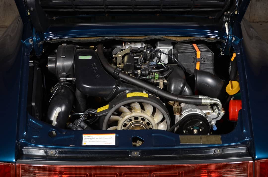 1992 Porsche 911 Carrera 2 — photo 18