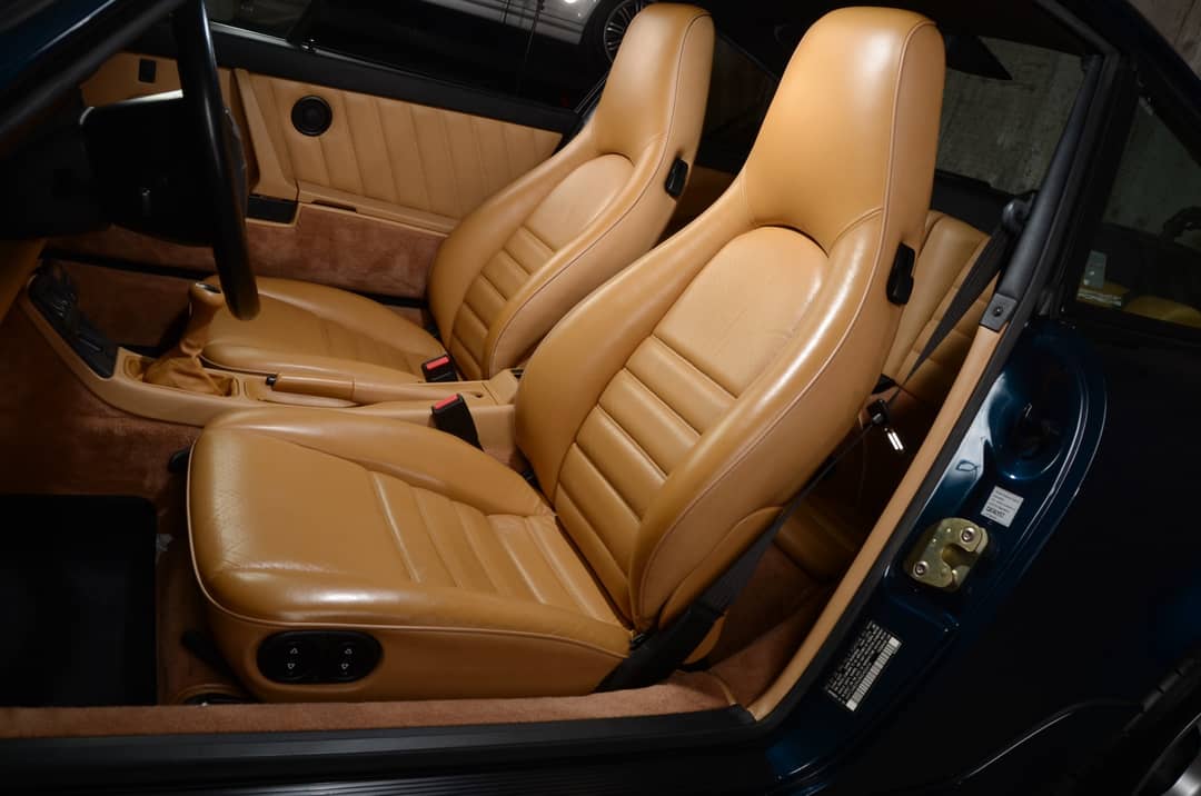 1992 Porsche 911 Carrera 2 — photo 24
