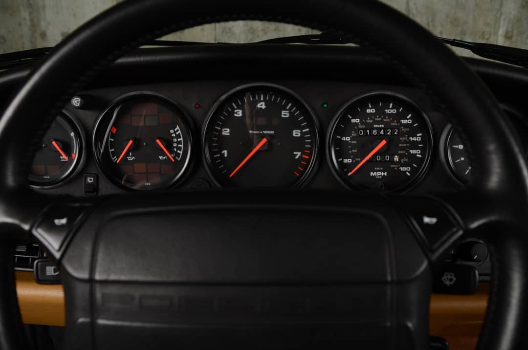 1992 Porsche 911 Carrera 2 — photo 28