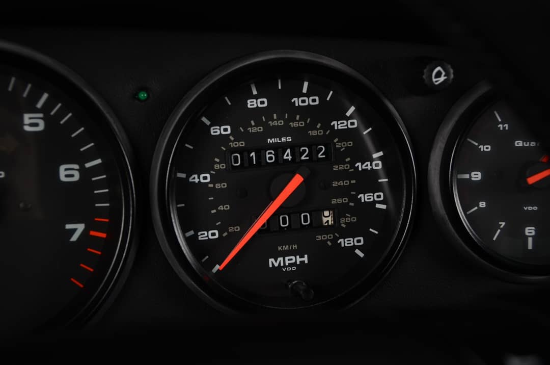 1992 Porsche 911 Carrera 2 — photo 29