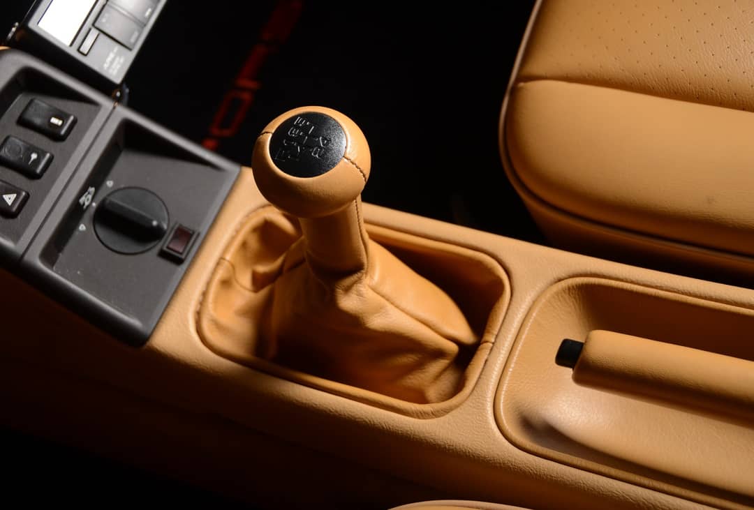 1992 Porsche 911 Carrera 2 — photo 36