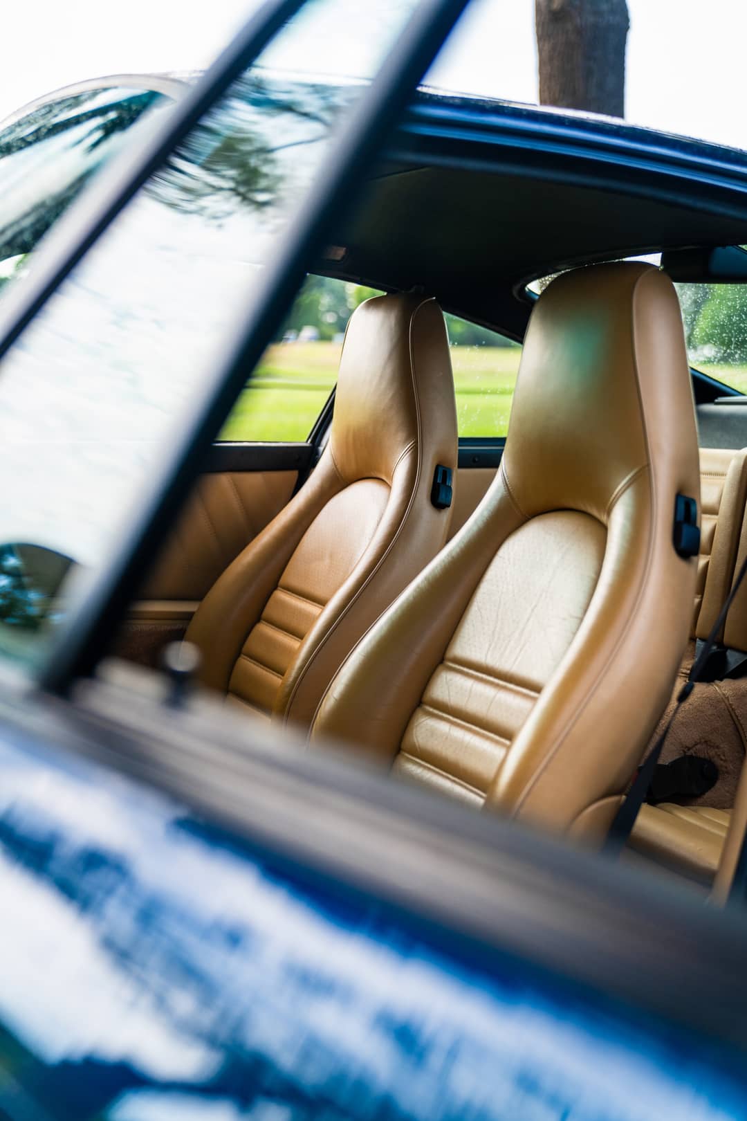 1992 Porsche 911 Carrera 2 — photo 6