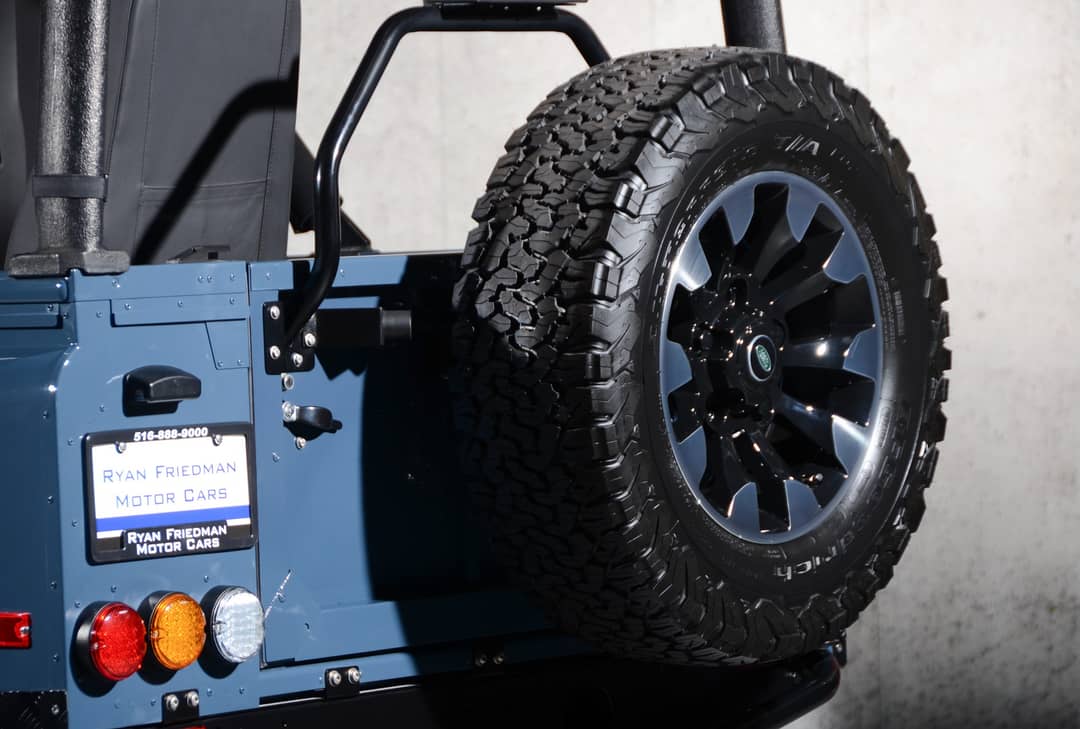 1994 Land Rover Defender 90 NAS — photo 17