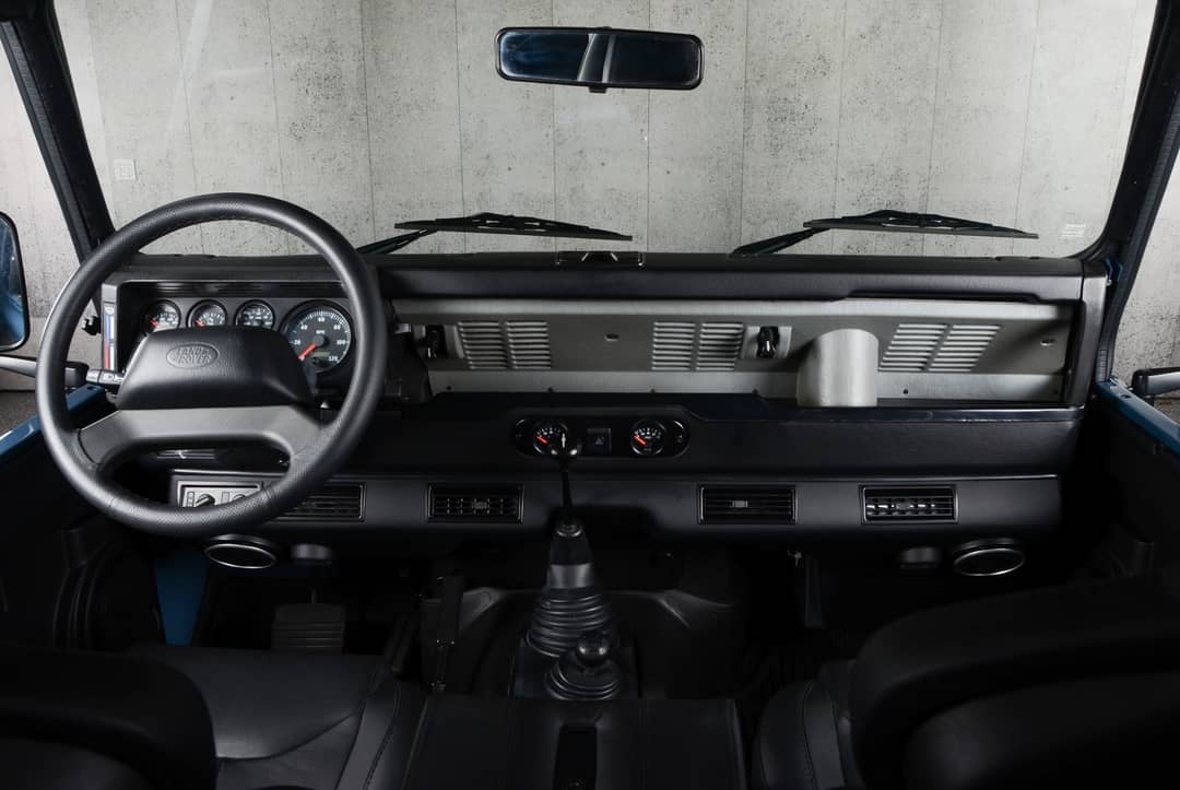 1994 Land Rover Defender 90 NAS — photo 24