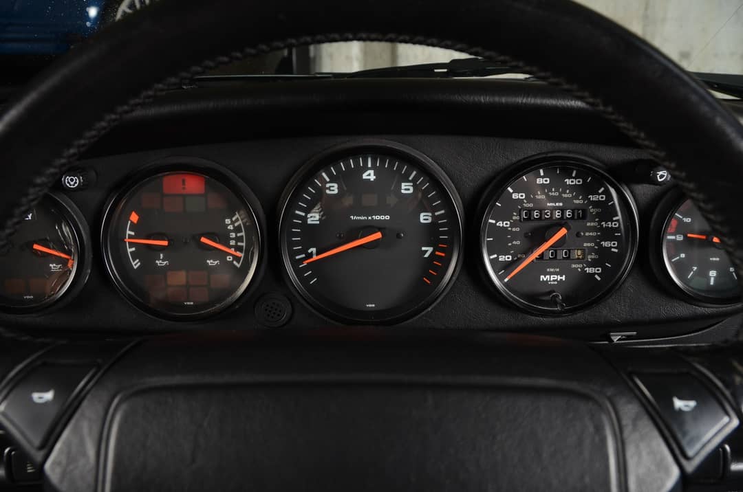 1991 Porsche 911 Carrera 2 — photo 20