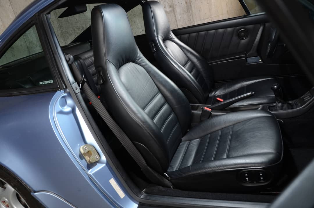 1991 Porsche 911 Carrera 2 — photo 28