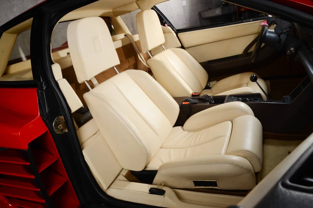 1988 Ferrari Testarossa — photo 36