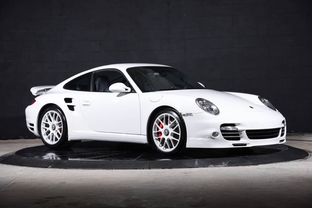 2013 Porsche 911 Turbo — photo 2