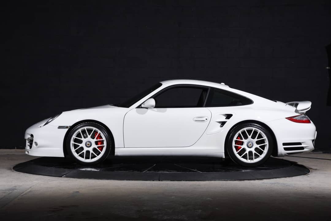 2013 Porsche 911 Turbo — photo 41