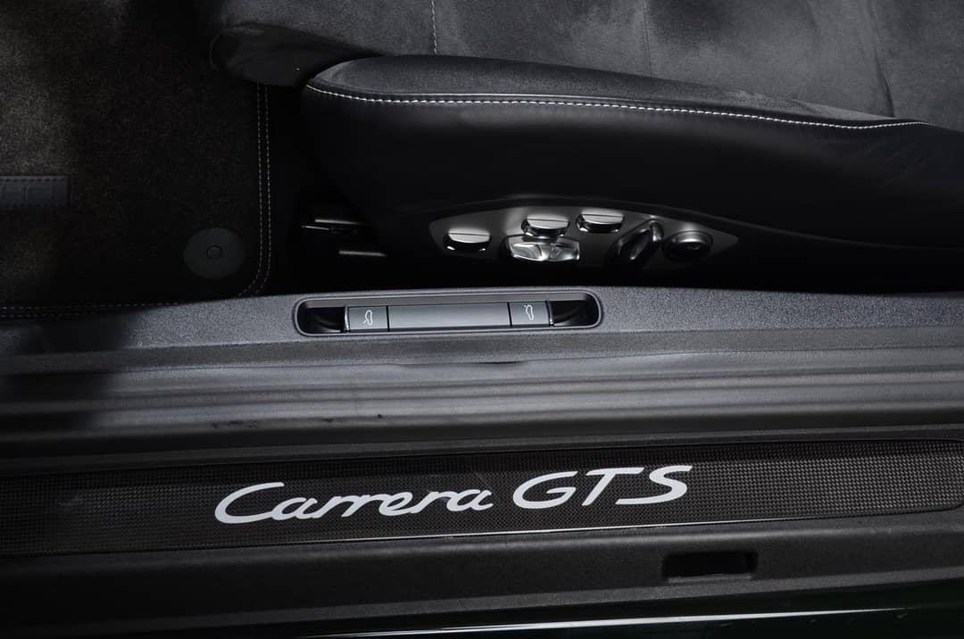 2018 Porsche 911 Carrera GTS — photo 27