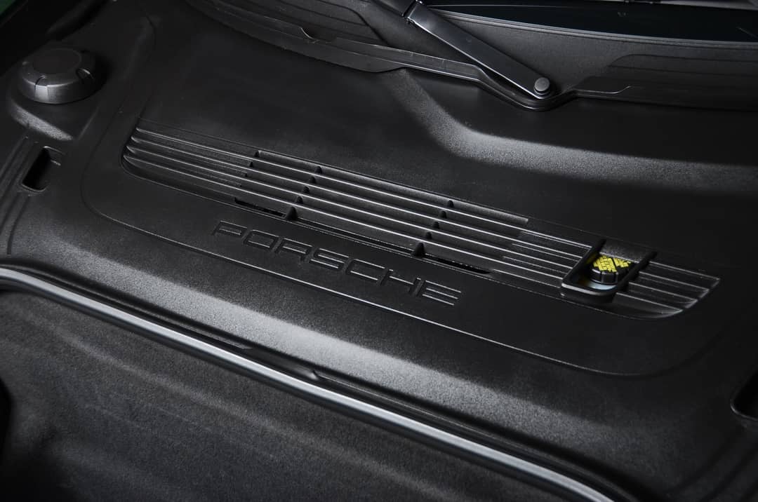 2018 Porsche 911 Carrera GTS — photo 39