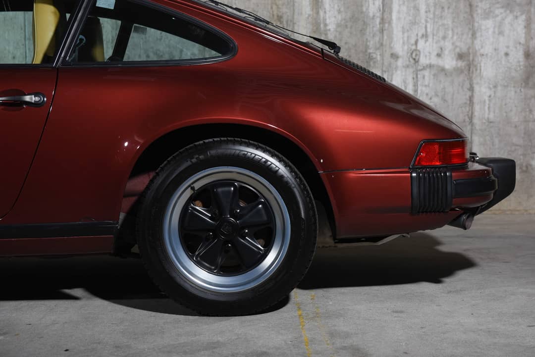 1986 Porsche 911 Carrera — photo 17