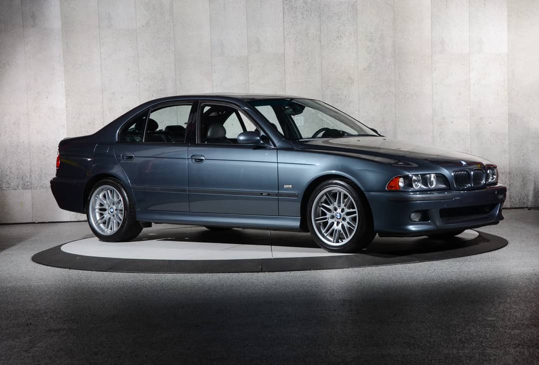 2000 BMW M5 — photo 2
