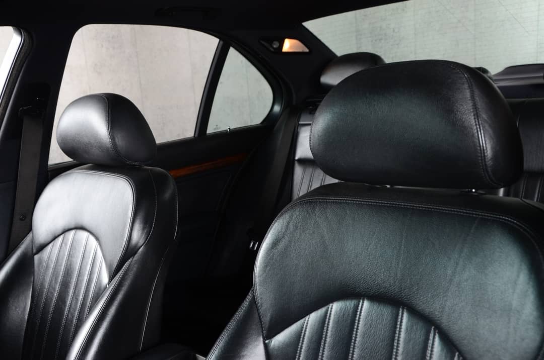 2000 BMW M5 — photo 19