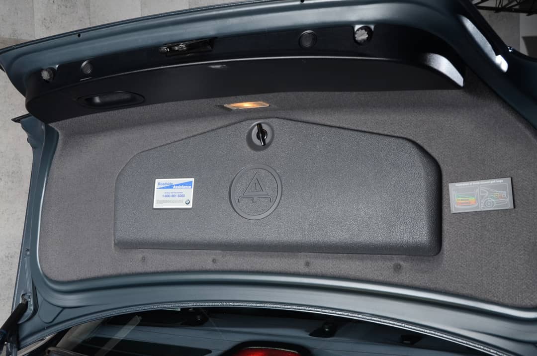 2000 BMW M5 — photo 9