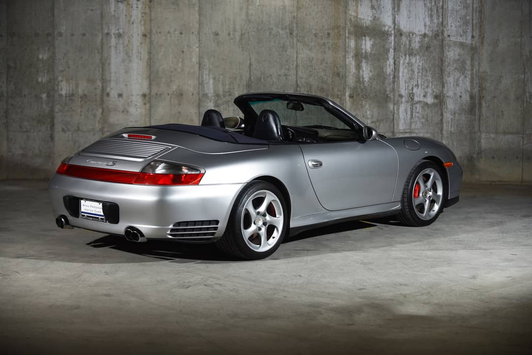 2004 Porsche 911 Carrera 4S — photo 13